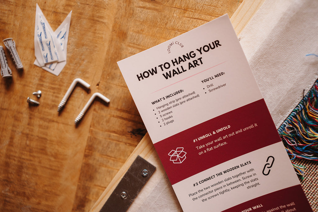 Compleet ophangpakket inclusief ophangstrook, latjes en schroefje.